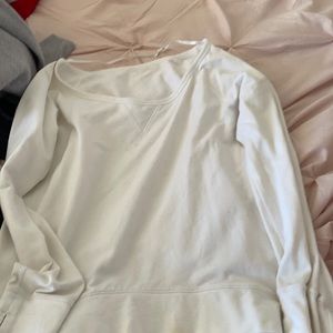White off the shoulders sweatshirt